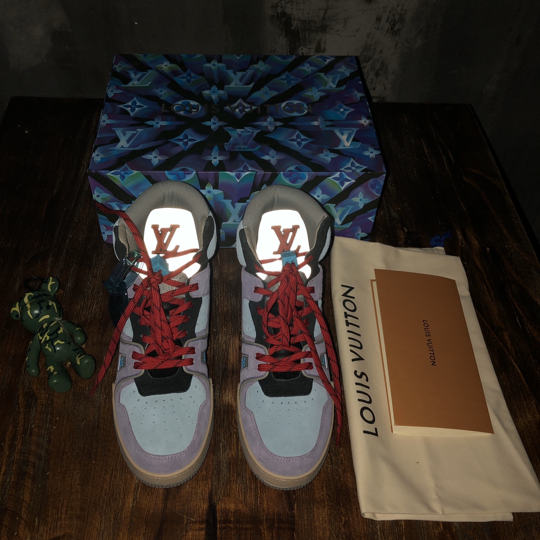 Louis Vuitton Trainer Sneakers 13 - vstockx