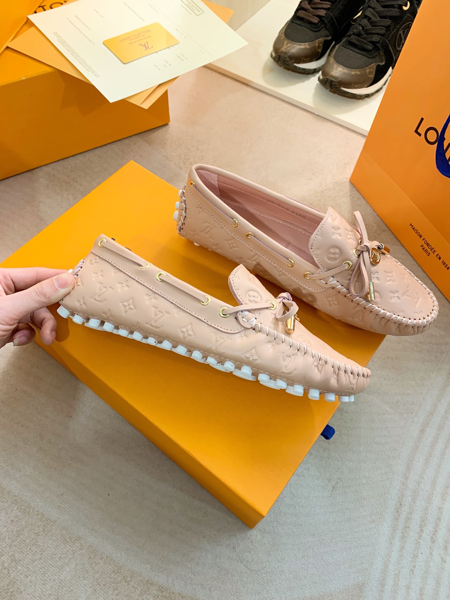 Louis Vuitton GLORIA FLAT LOAFERS WOMEN 11 - vstockx