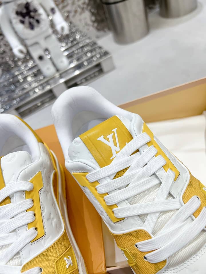 Louis Vuitton Trainer White Yellow Monogram - vstockx