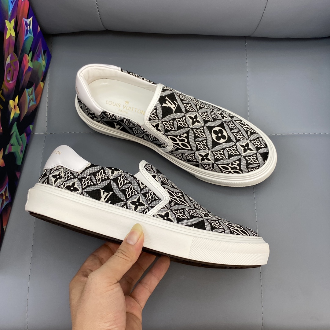 Louis Vuitton Monogram Denim sneaker 9 - vstockx