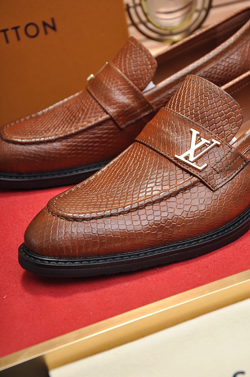 Louis Vuitton Leather Boots 39 - vstockx