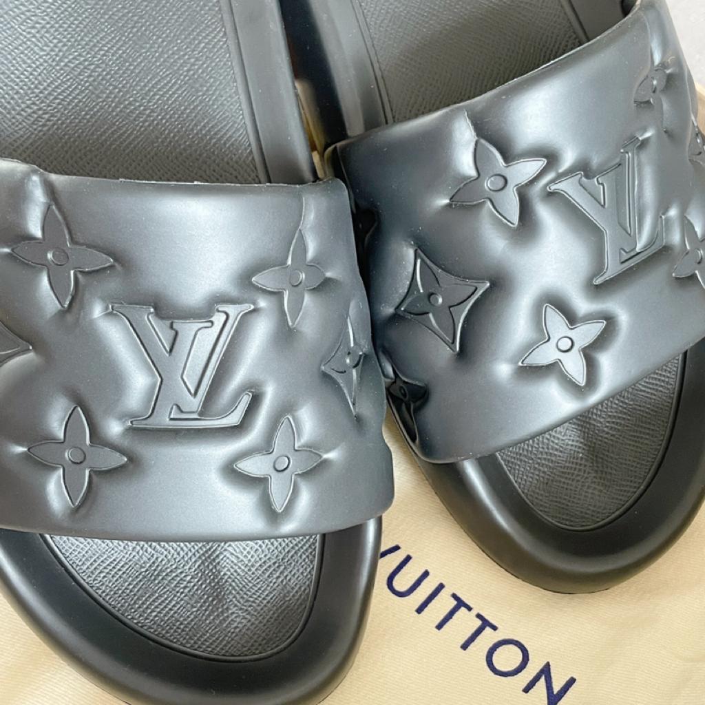 Louis Vuitton Waterfront Sandals Black - vstockx