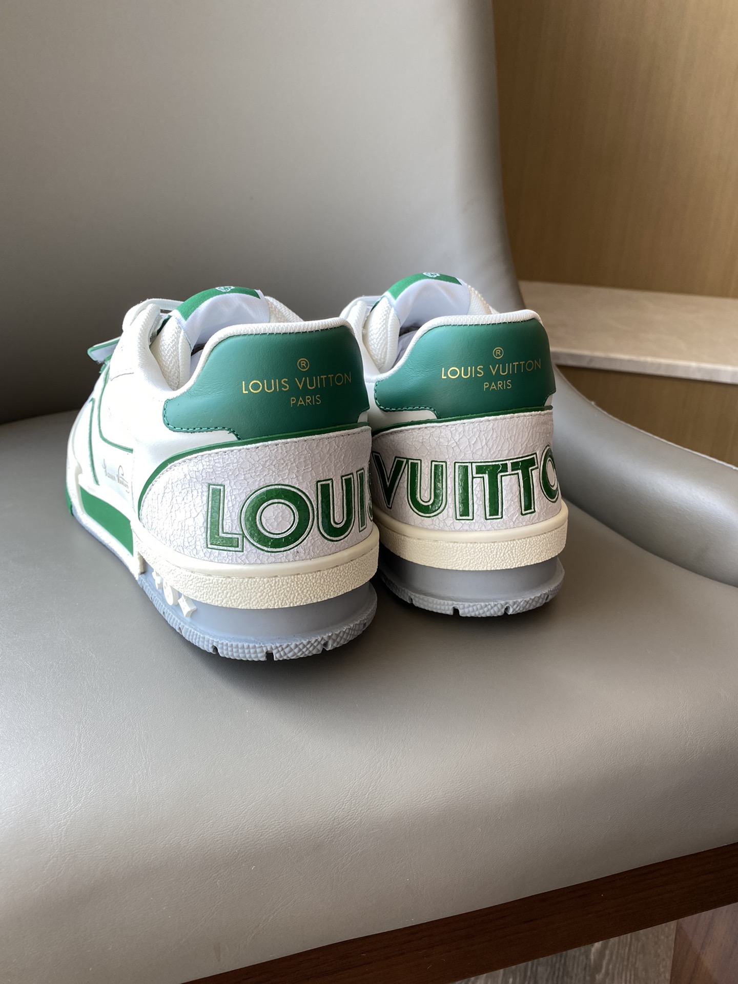 Louis Vuitton LV TRAINERS SNEAKER 9 - vstockx