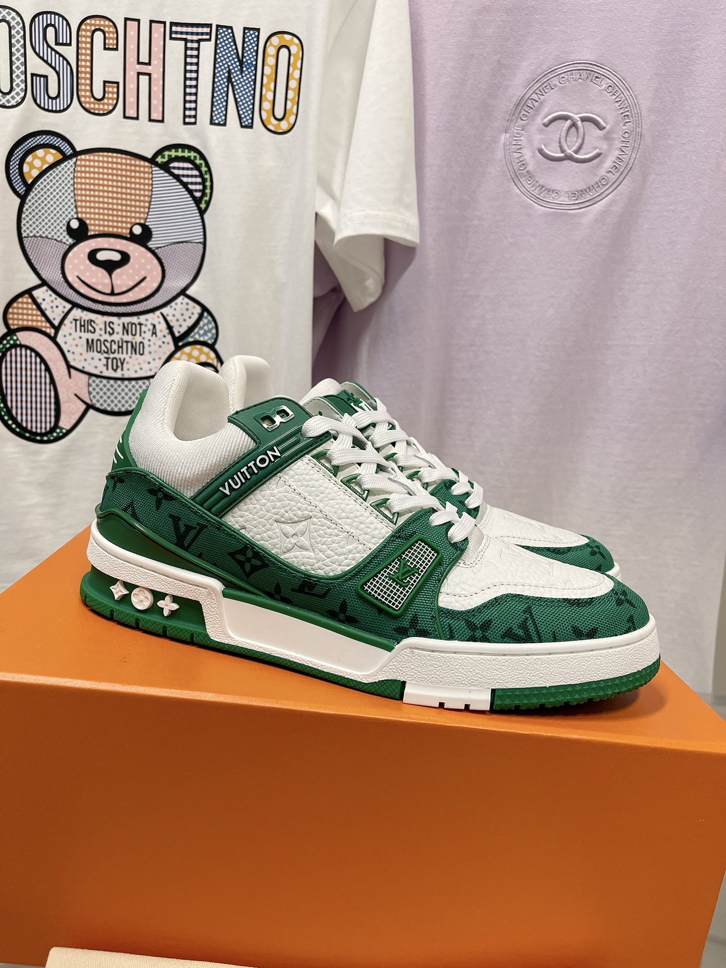 Louis Vuitton LV TRAINERS SNEAKER 2 - vstockx