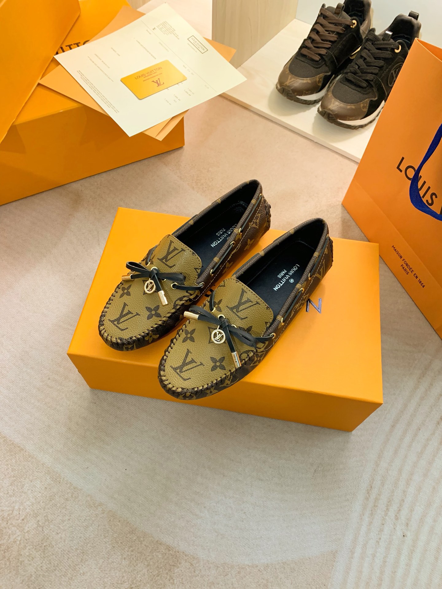 Louis Vuitton GLORIA FLAT LOAFERS WOMEN 11 - vstockx