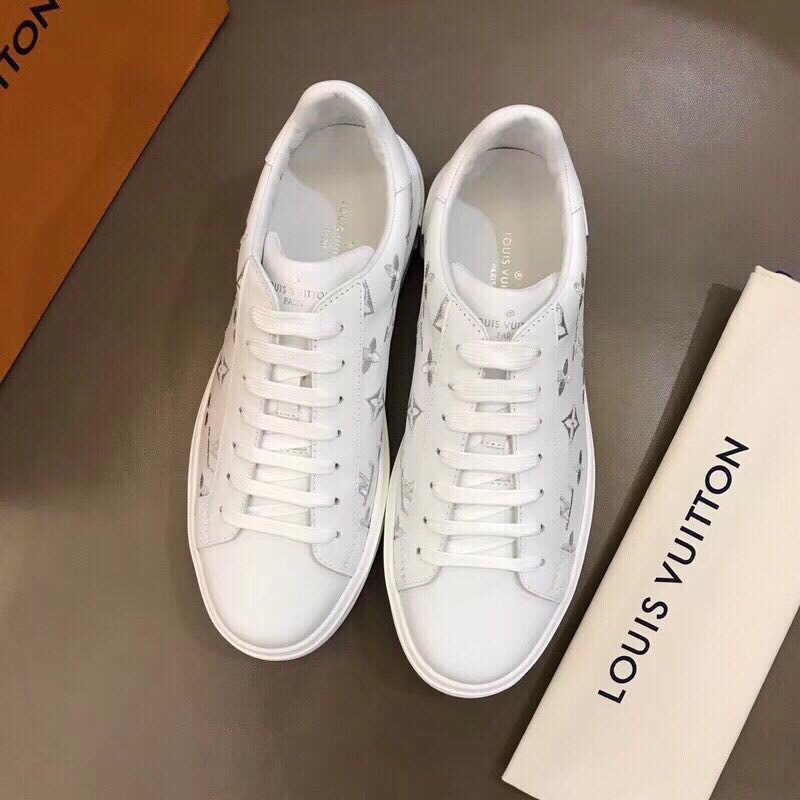 Louis Vuitton Low Top sneaker 32 - vstockx