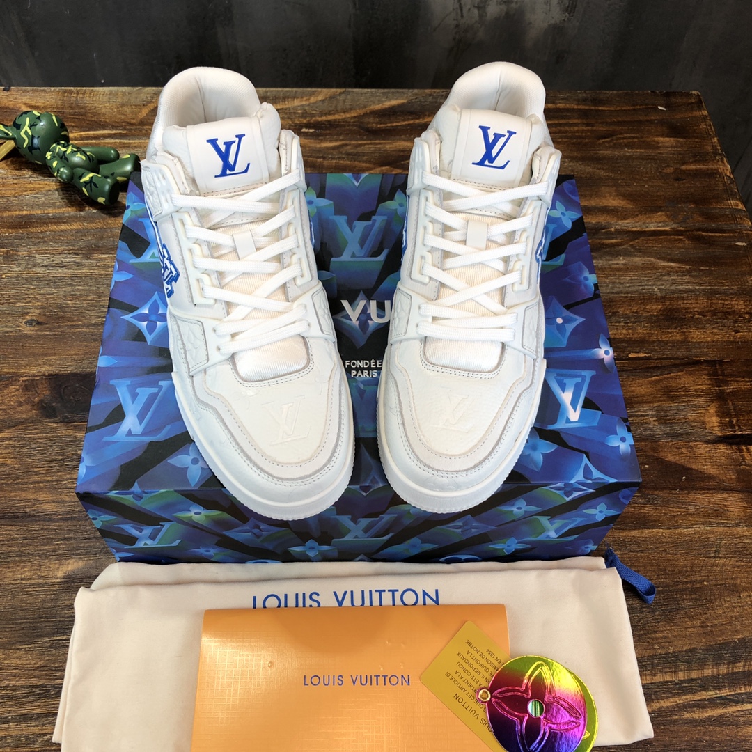 Louis Vuitton Trainer Sneakers 9 - vstockx