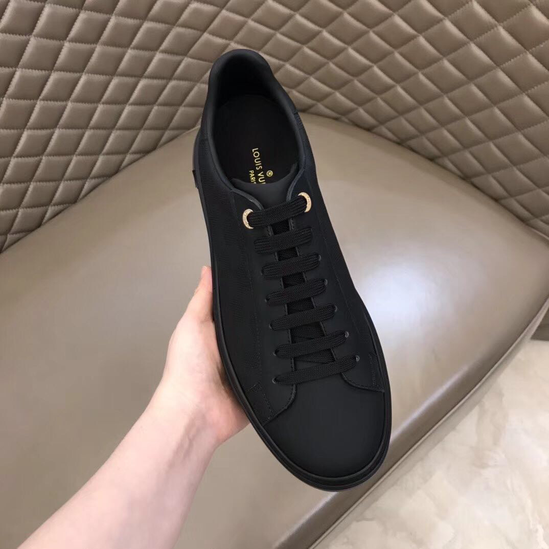 Louis Vuitton Low Top sneaker 51 - vstockx