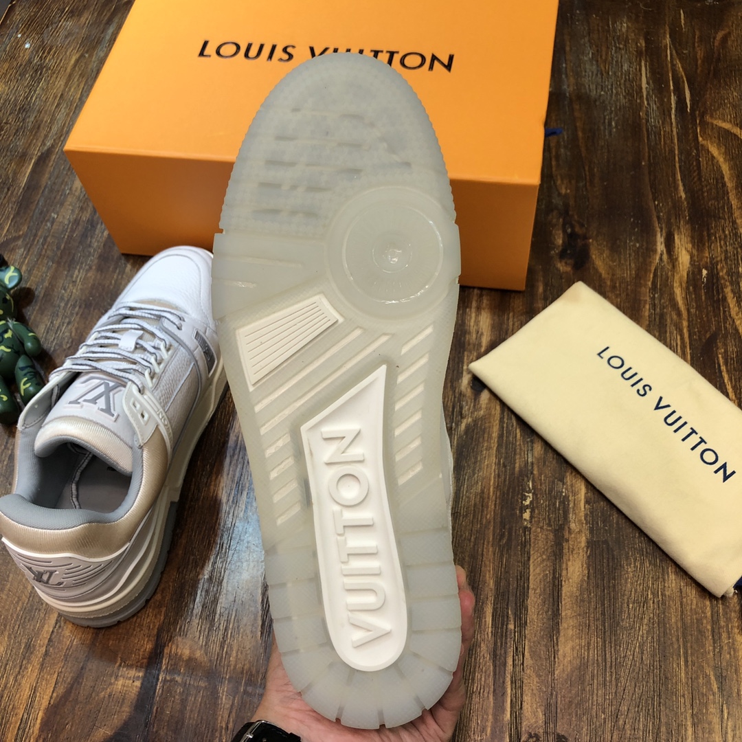 Louis Vuitton Trainer Sneakers 36 - vstockx
