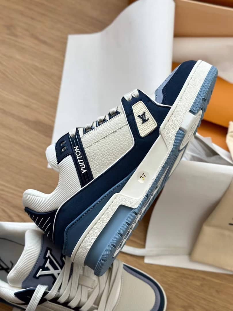 Louis Vuitton LV Trainer Sneaker Blue - vstockx