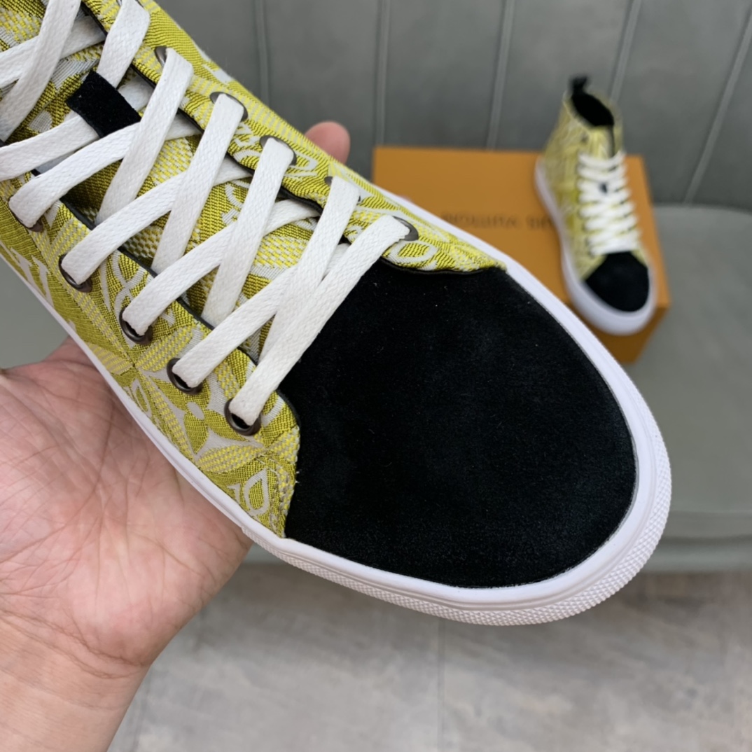 Louis Vuitton High Top sneaker 11 - vstockx