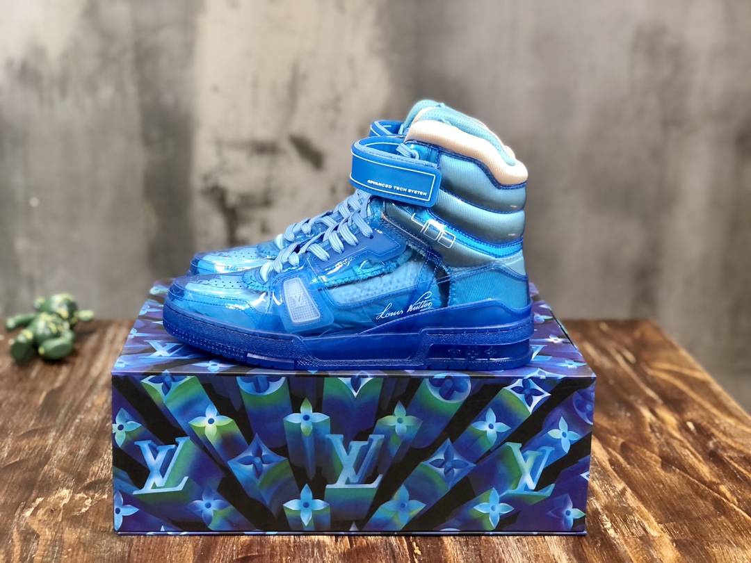 Louis Vuitton Trainer Sneakers 44 - vstockx
