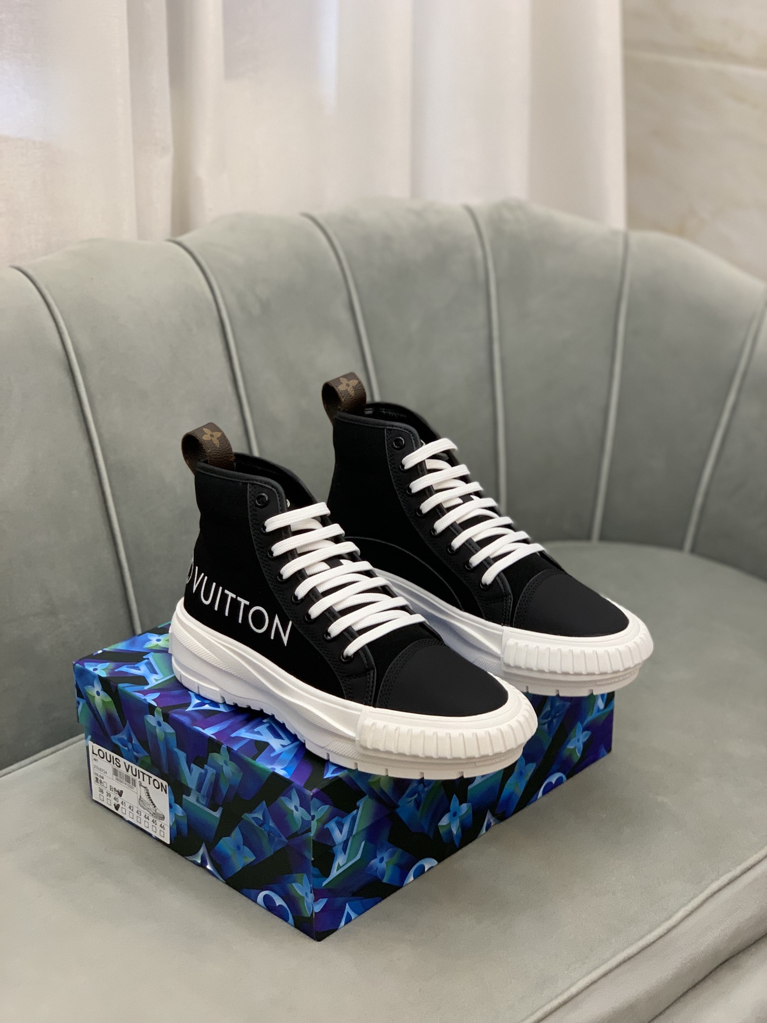 Louis Vuitton Squad sneaker 2 - vstockx