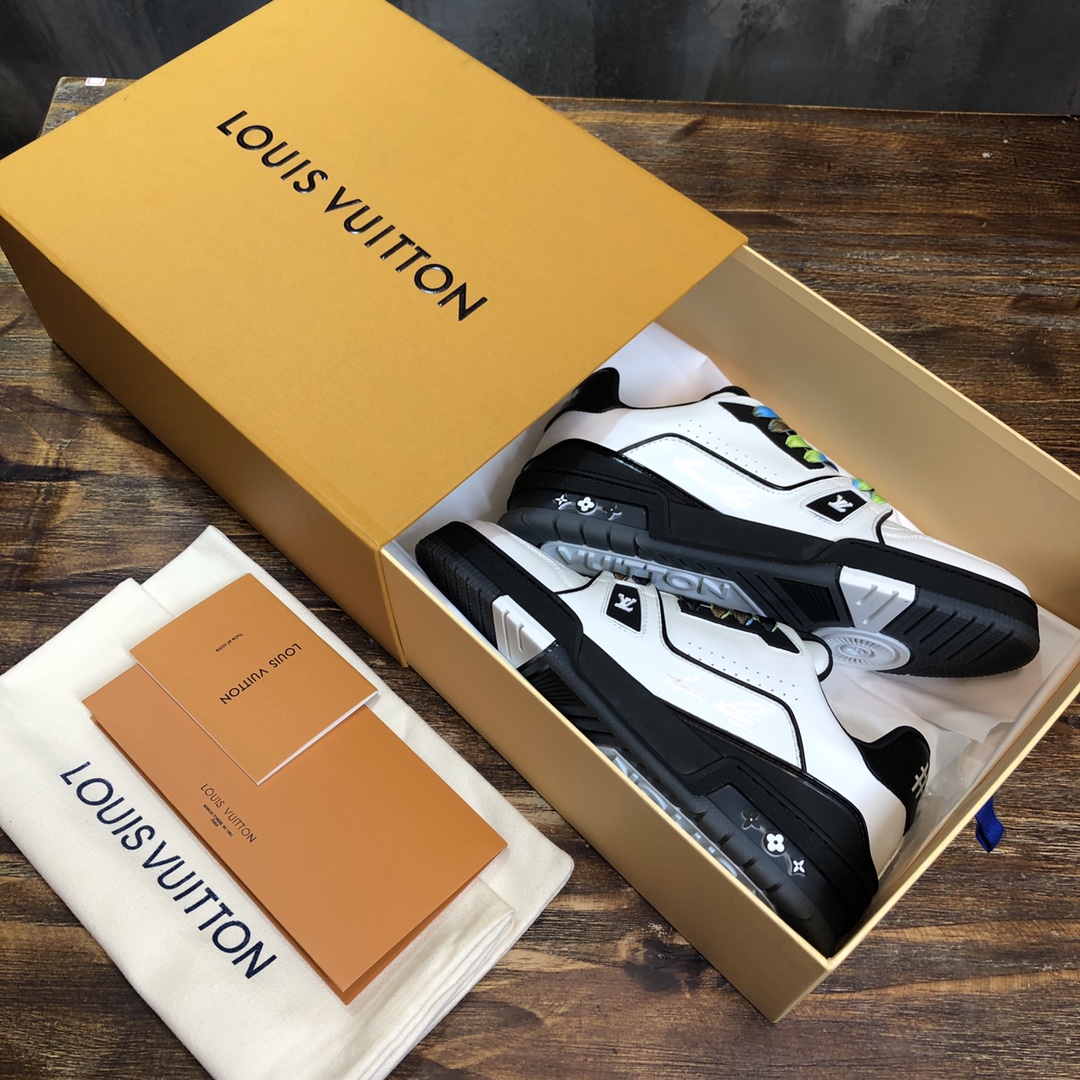 Louis Vuitton Trainer Sneakers 48 - vstockx