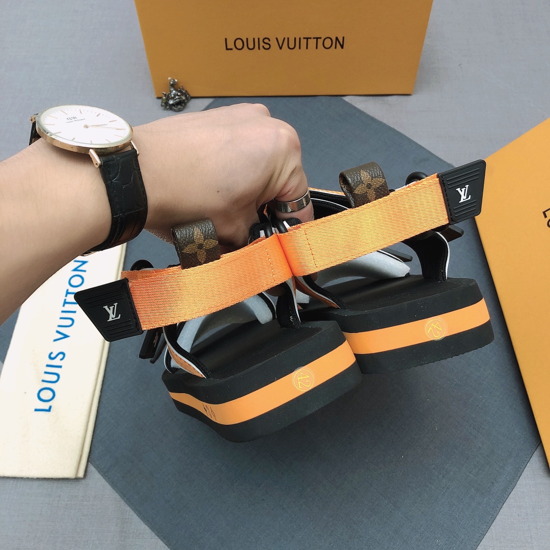 Louis Vuitton Slipper 38 - vstockx