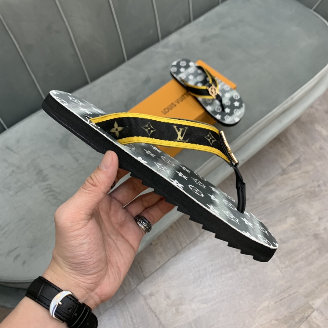 Louis Vuitton Slipper 39 - vstockx