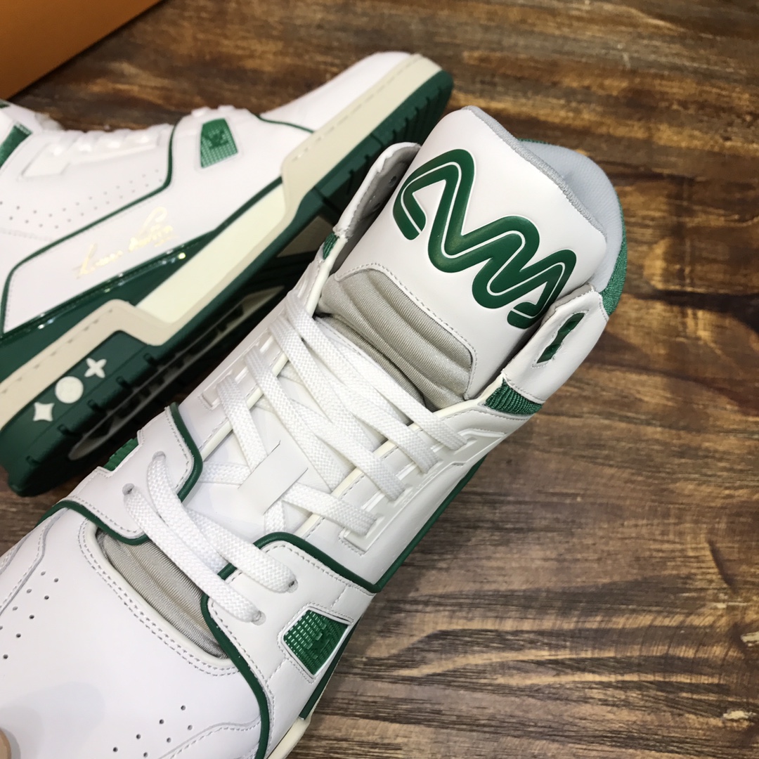 Louis Vuitton Trainer Sneakers 23 - vstockx