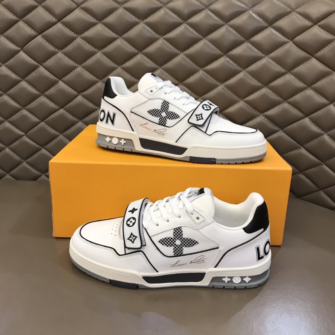 Louis Vuitton Trainer Sneakers 3 - vstockx