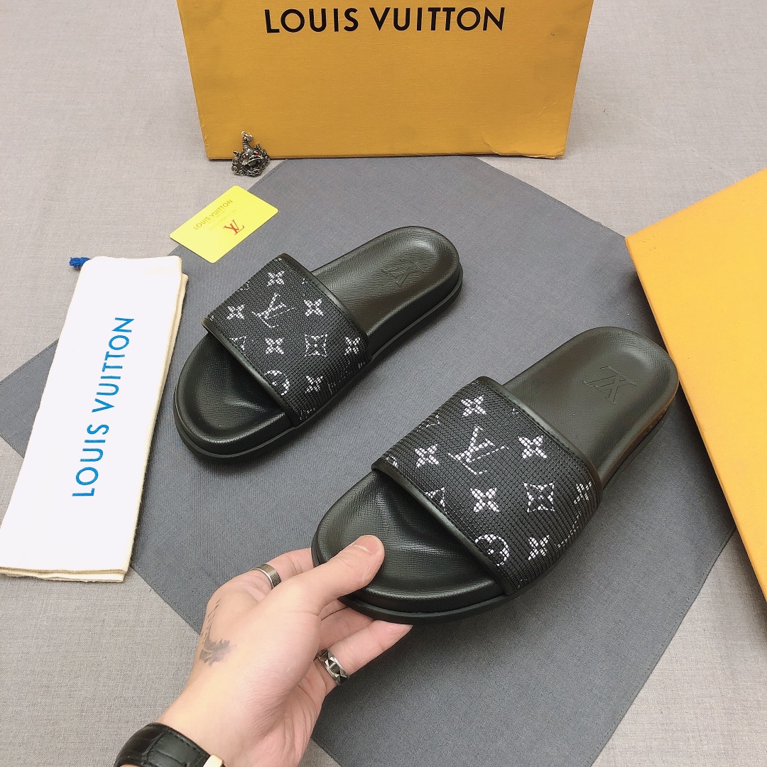 Louis Vuitton Slipper 117 - vstockx