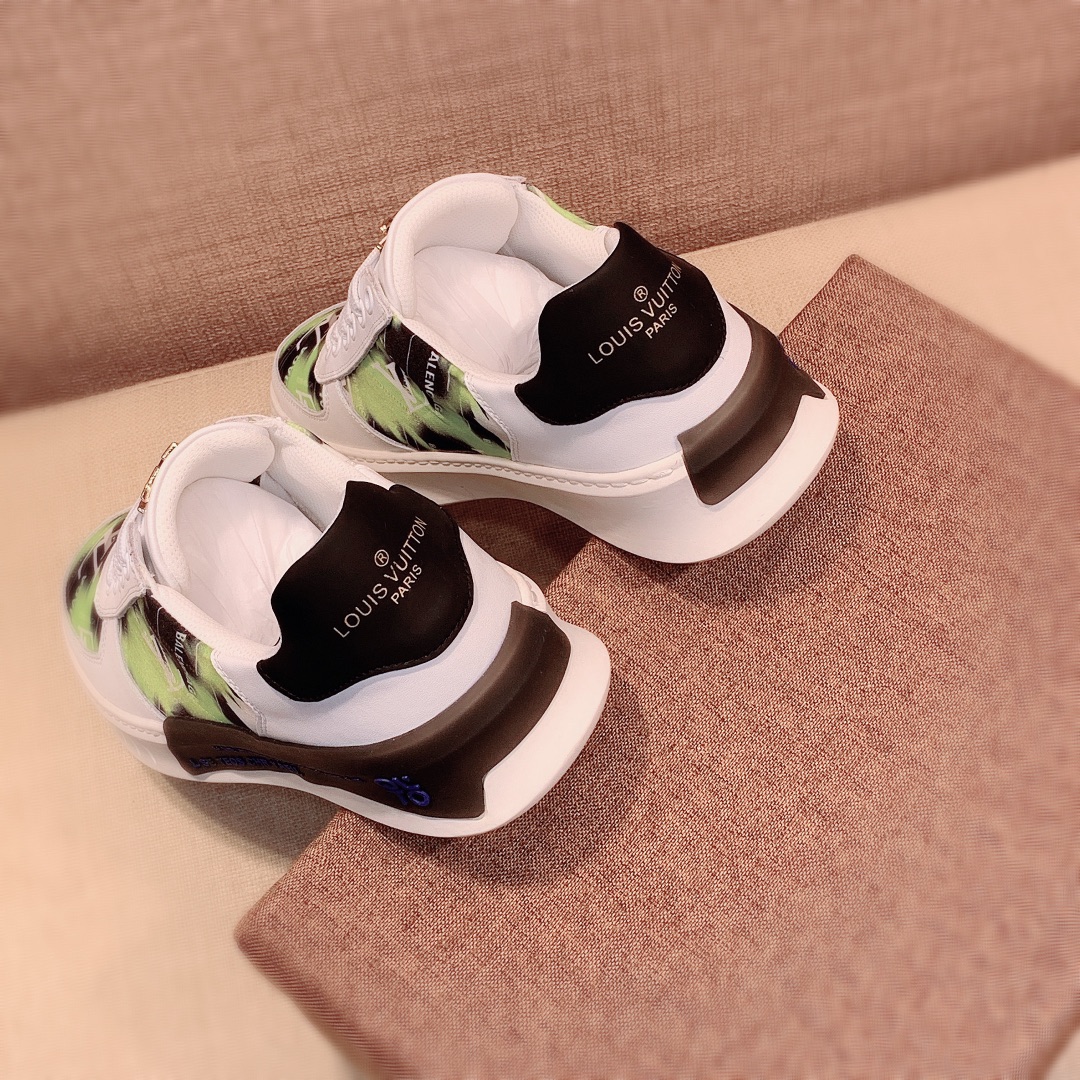 Louis Vuitton Low Top sneaker 93 - vstockx