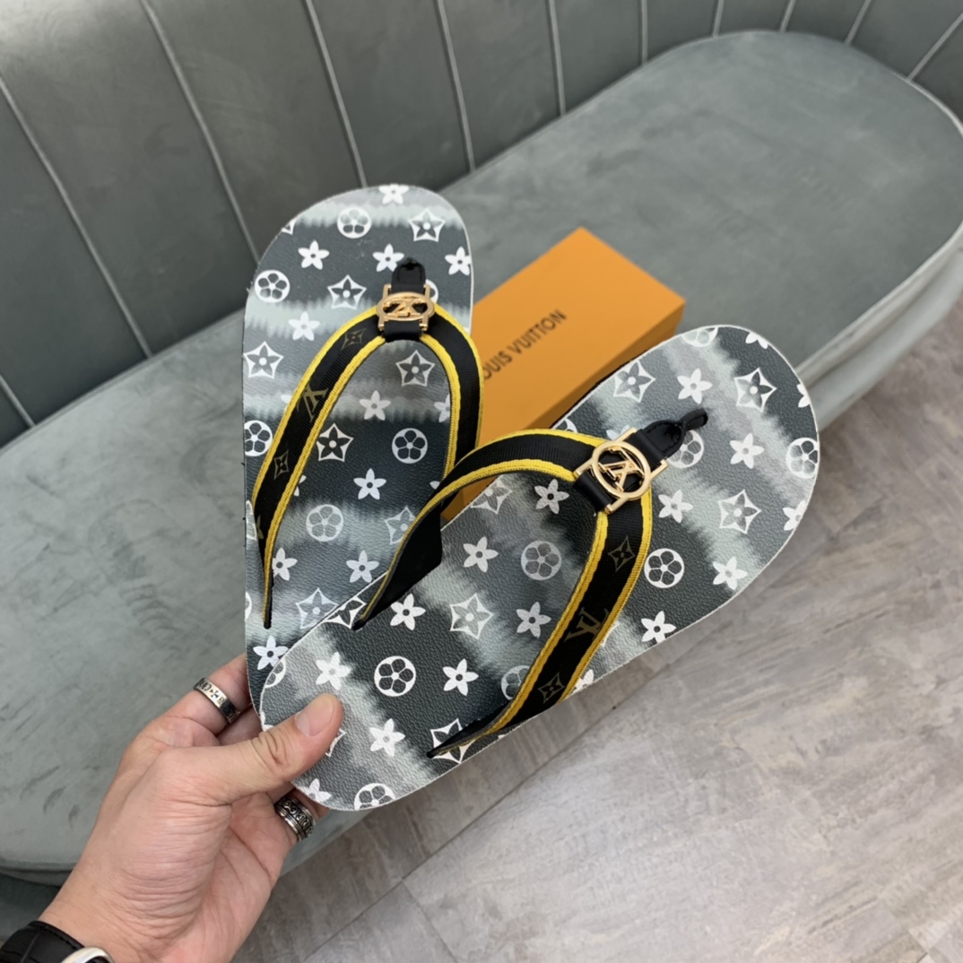 Louis Vuitton Slipper 39 - vstockx