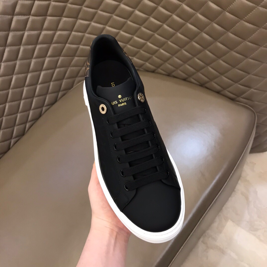 Louis Vuitton Low Top sneaker 49 - vstockx