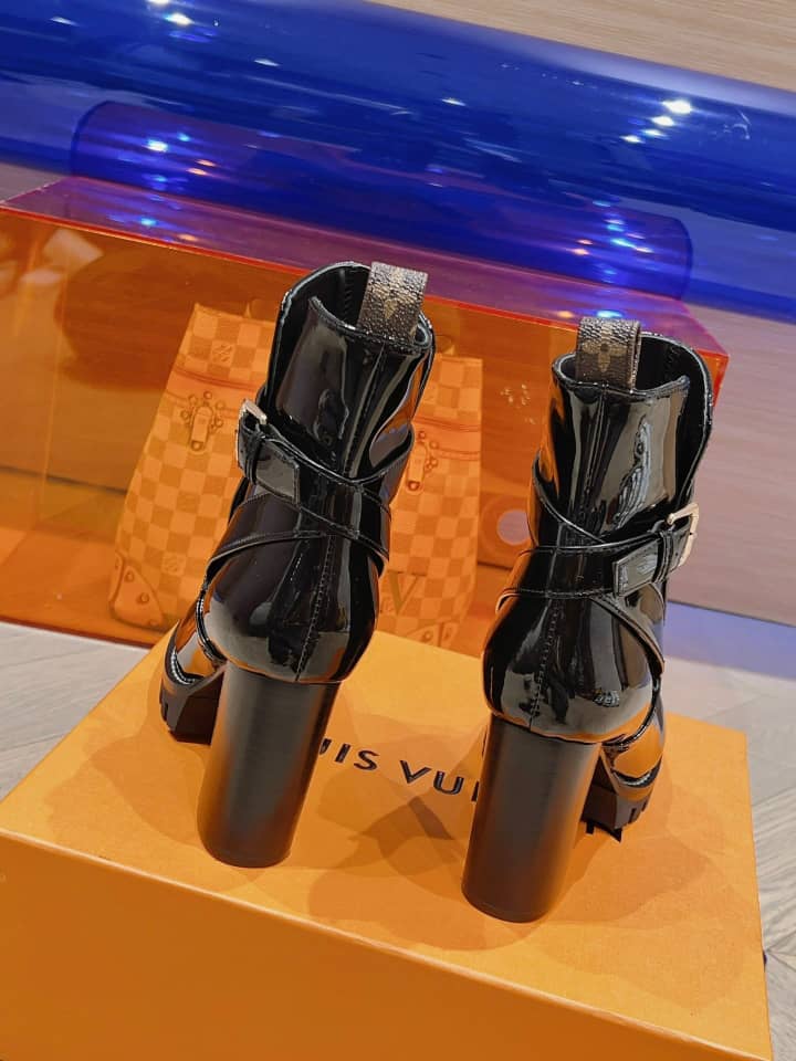 Louis Vuitton LV Star Trail Ankle Boot - vstockx