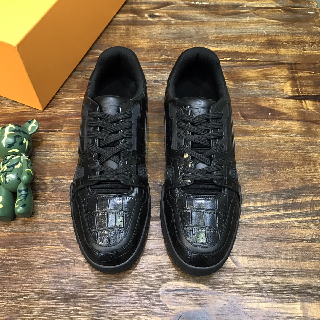 Louis Vuitton Trainer Sneakers 30 - vstockx