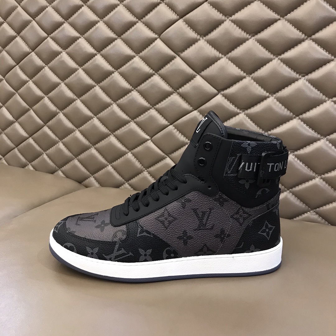 Louis Vuitton Rivoli sneaker 8 - vstockx