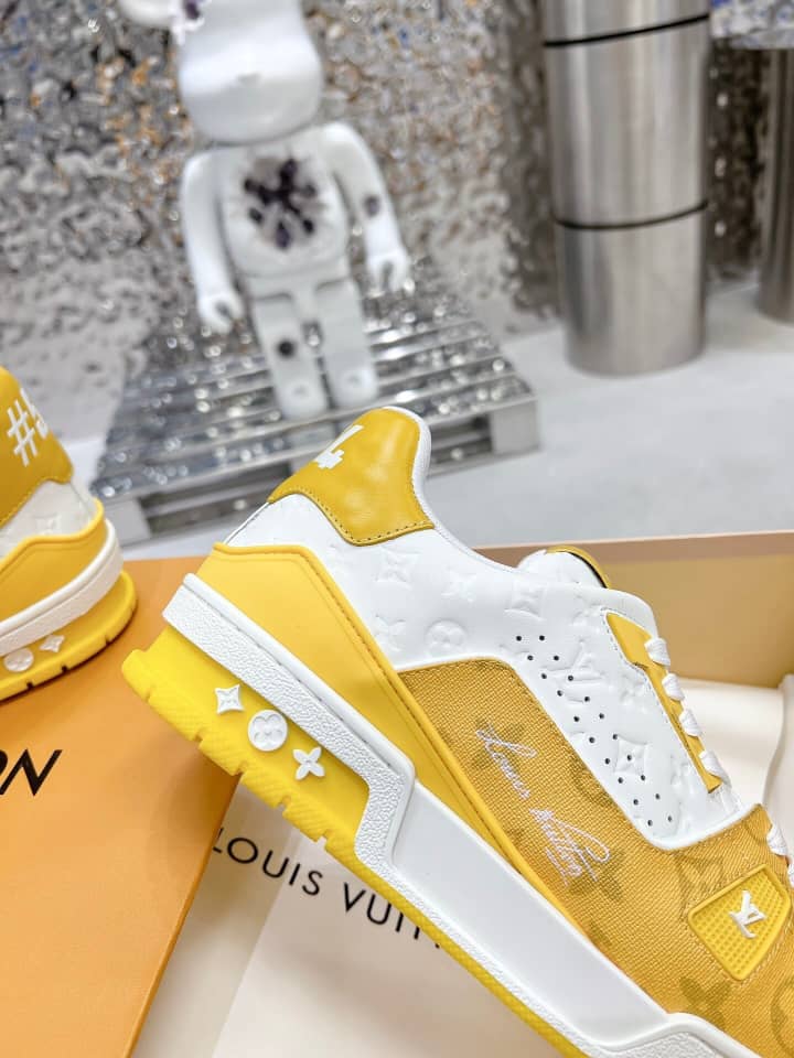 Louis Vuitton Trainer White Yellow Monogram - vstockx