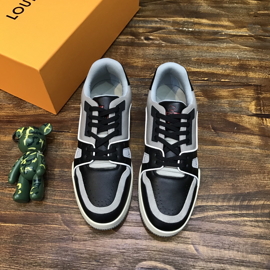 Louis Vuitton Trainer Sneakers 31 - vstockx
