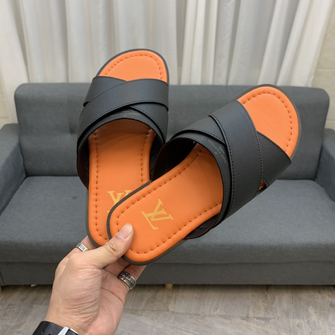 Louis Vuitton Slipper 135 - vstockx
