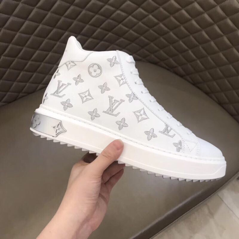 Louis Vuitton High Top sneaker 7 - vstockx