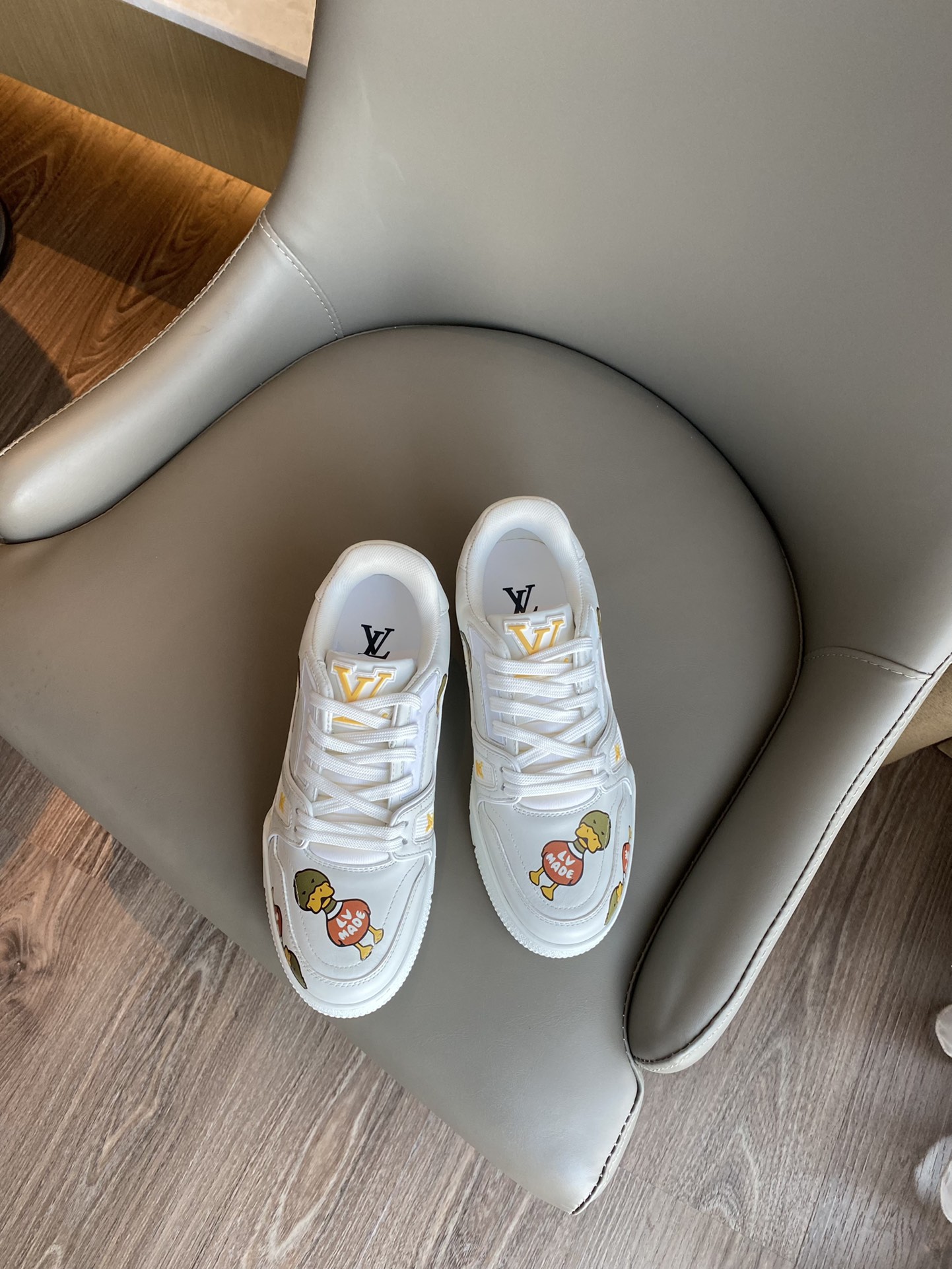 Louis Vuitton LV TRAINERS SNEAKER 9 - vstockx