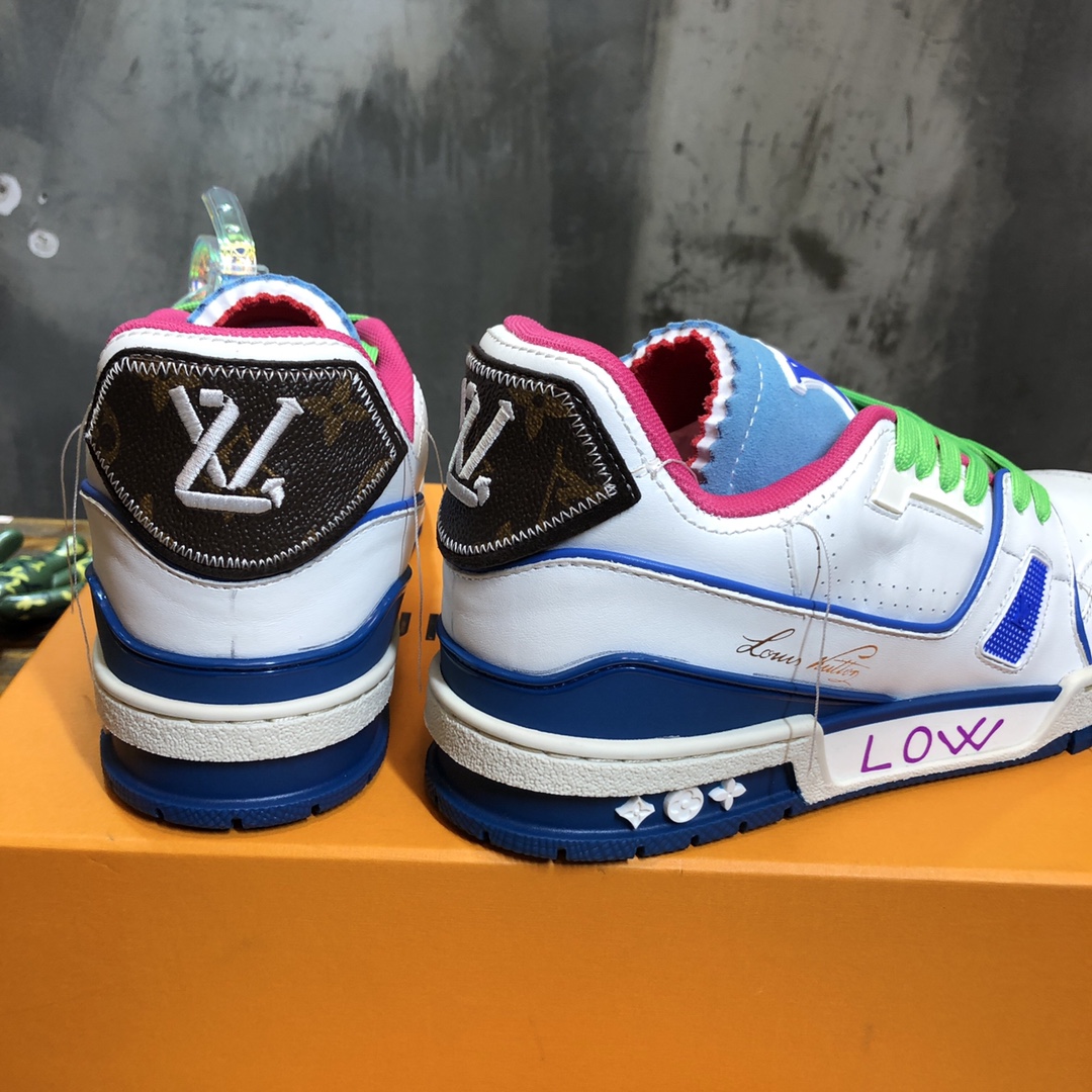 Louis Vuitton Trainer Sneakers 82 - vstockx