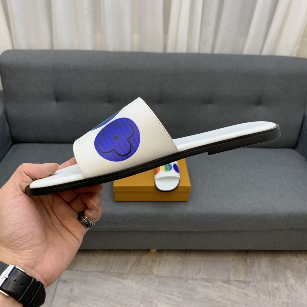 Louis Vuitton Slipper 123 - vstockx