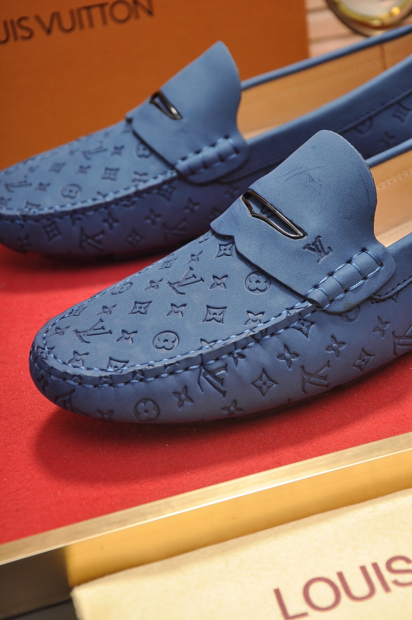 Louis Vuitton Leather Boots 24 - vstockx