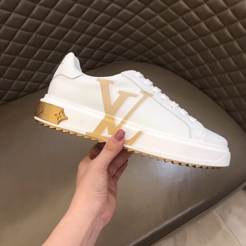 Louis Vuitton Low Top sneaker 23 - vstockx