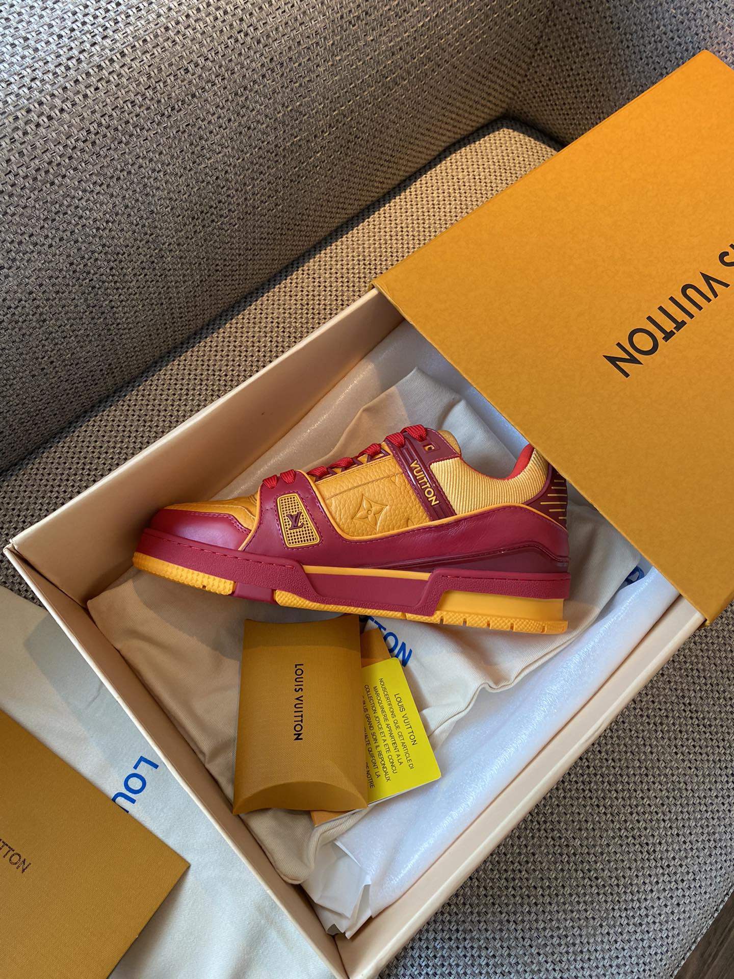 Louis Vuitton LV TRAINERS SNEAKER 9 - vstockx