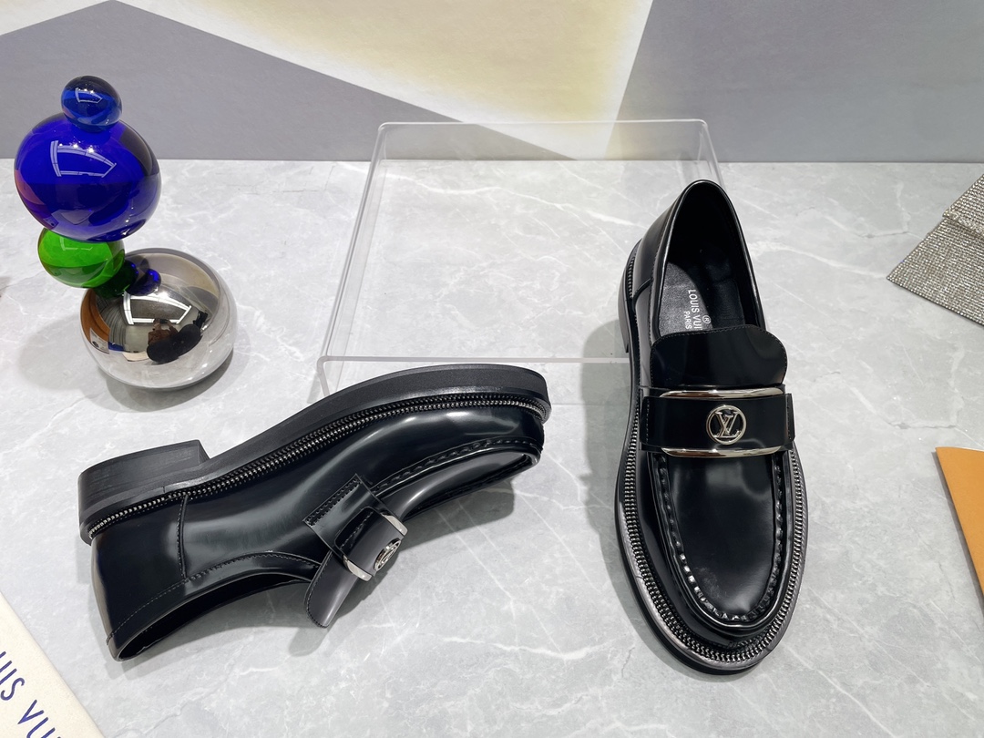 Louis Vuitton shoes WOMEN 3 - vstockx