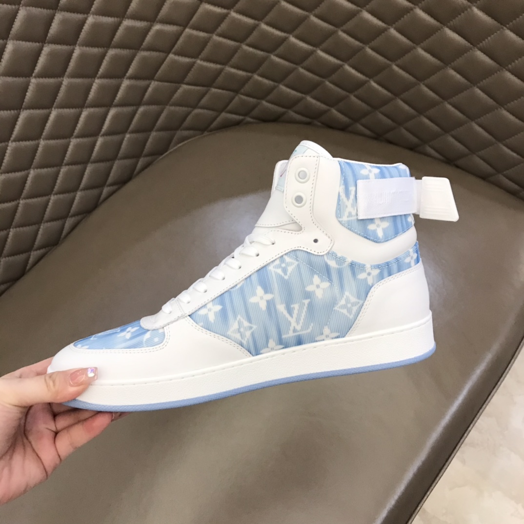 Louis Vuitton Rivoli sneaker 11 - vstockx