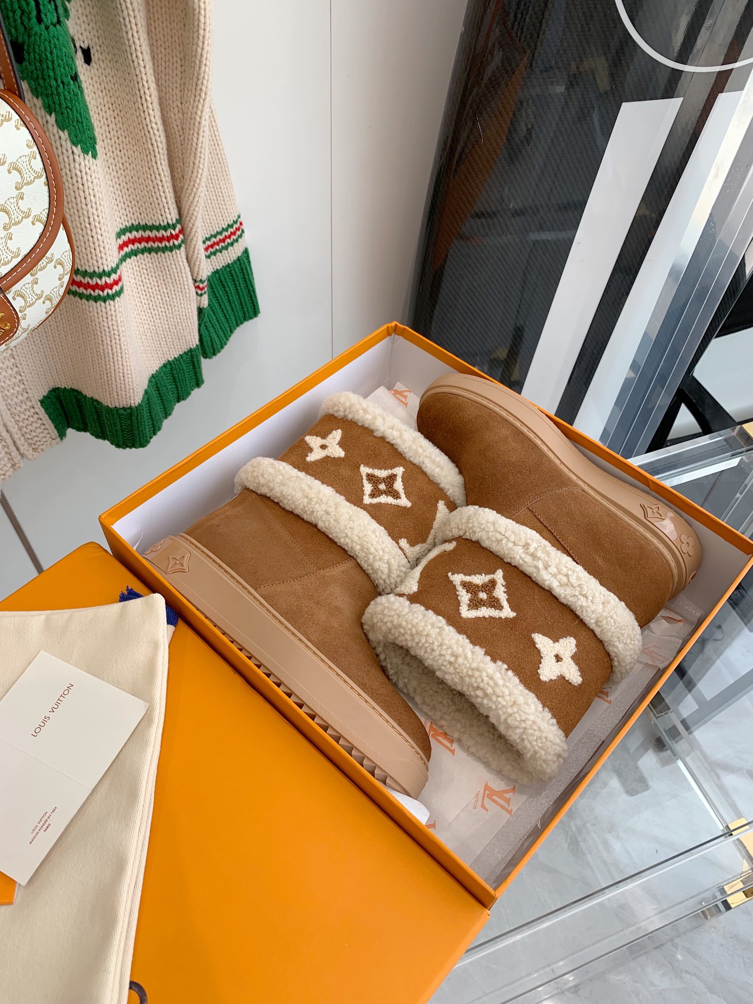 Louis Vuitton SNOWDROP FLAT ANKLE BOOTS WOMEN 13 - vstockx