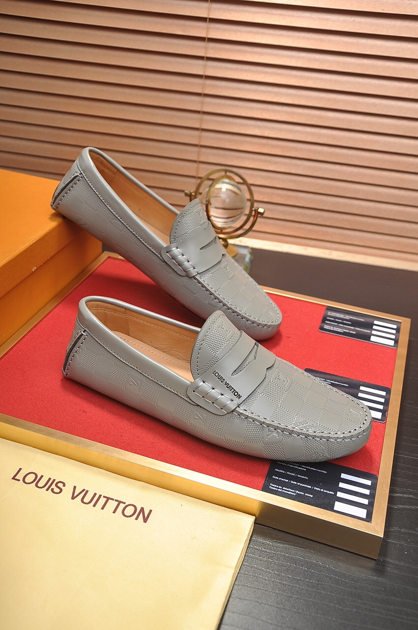 Louis Vuitton Leather Boots 34 - vstockx