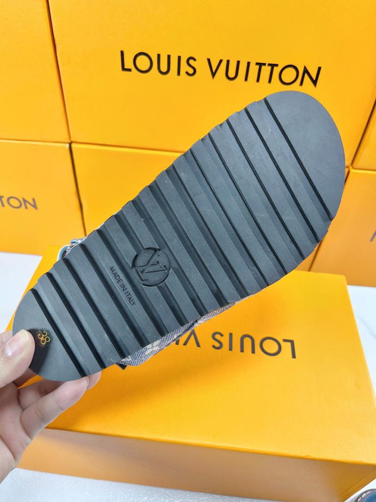 Louis Vuitton 1AB0T8 Paseo Flat Comfort Sandals - vstockx