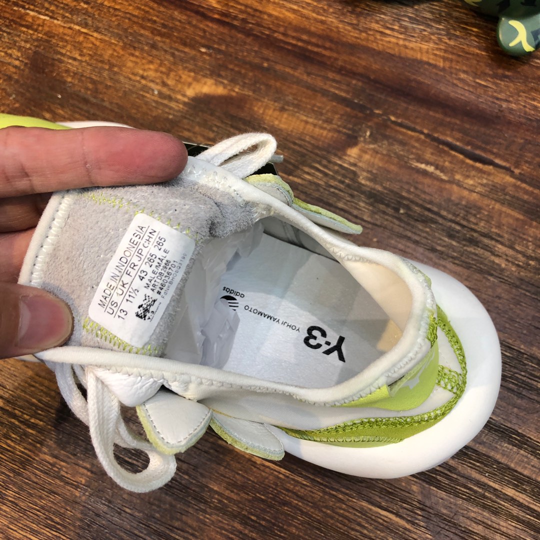 Y-3 Kaiwa Lace-Up Sneakers 35 - vstockx