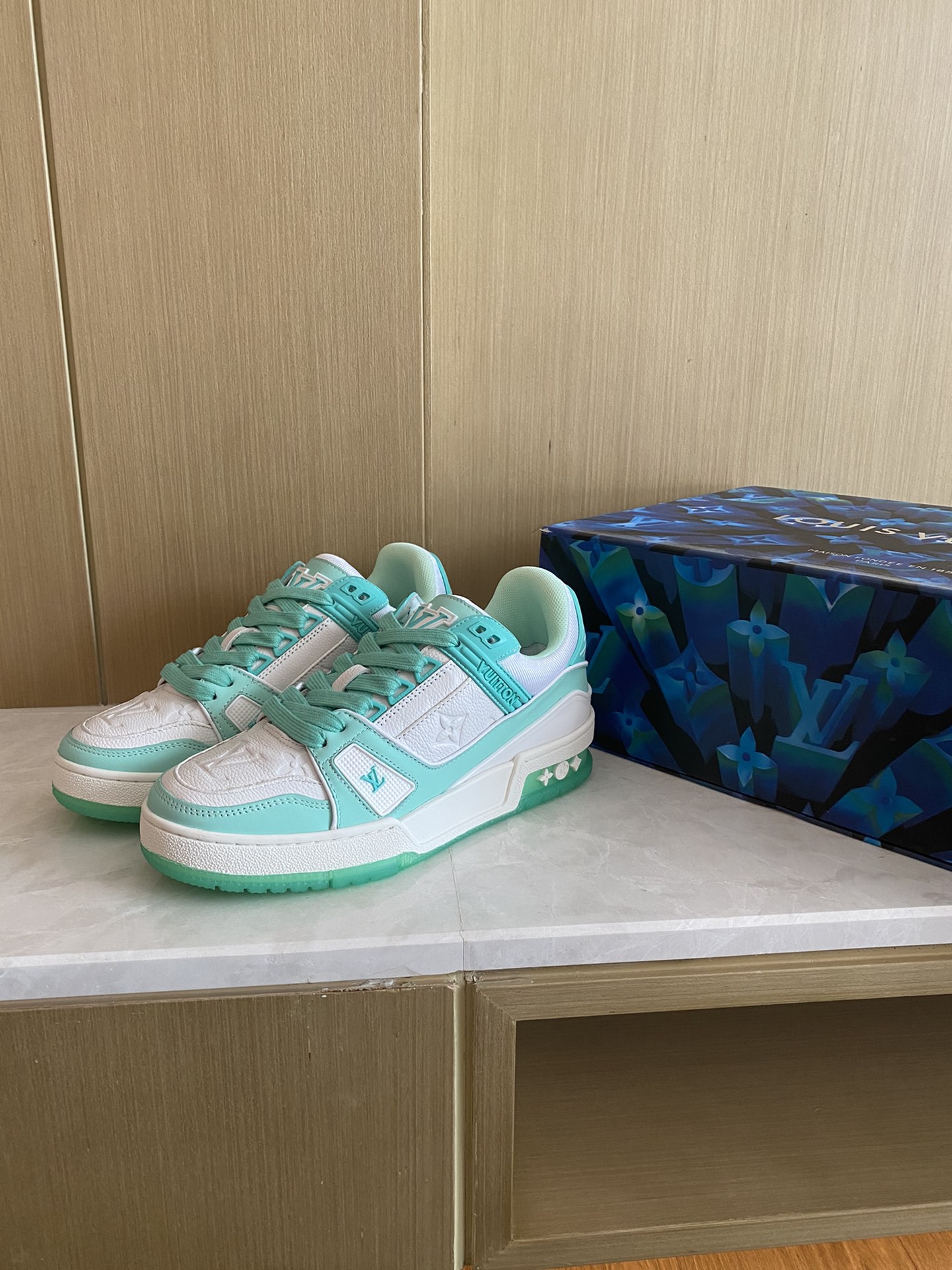 Louis Vuitton LV TRAINERS SNEAKER 9 - vstockx