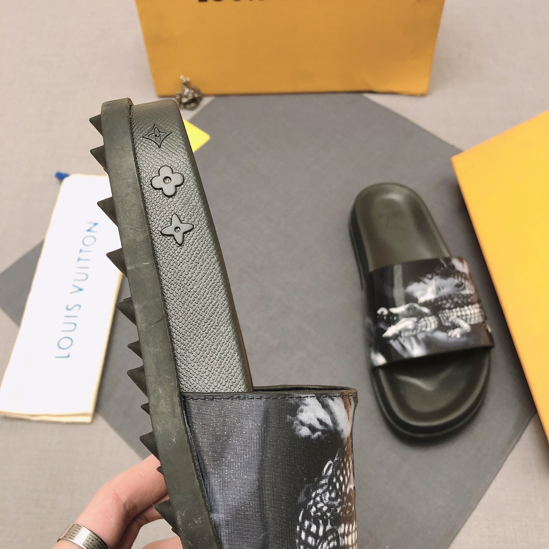 Louis Vuitton Slipper 102 - vstockx