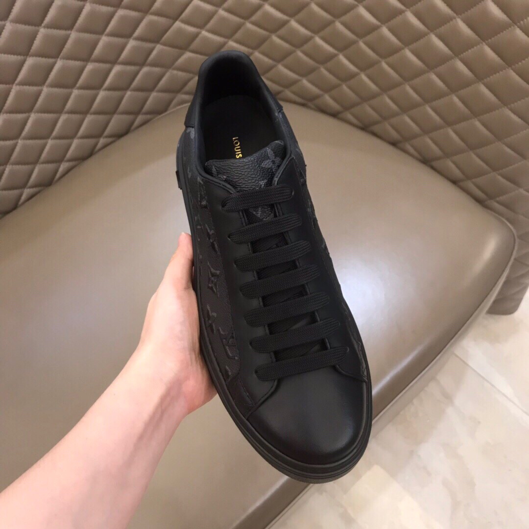 Louis Vuitton Low Top sneaker 35 - vstockx