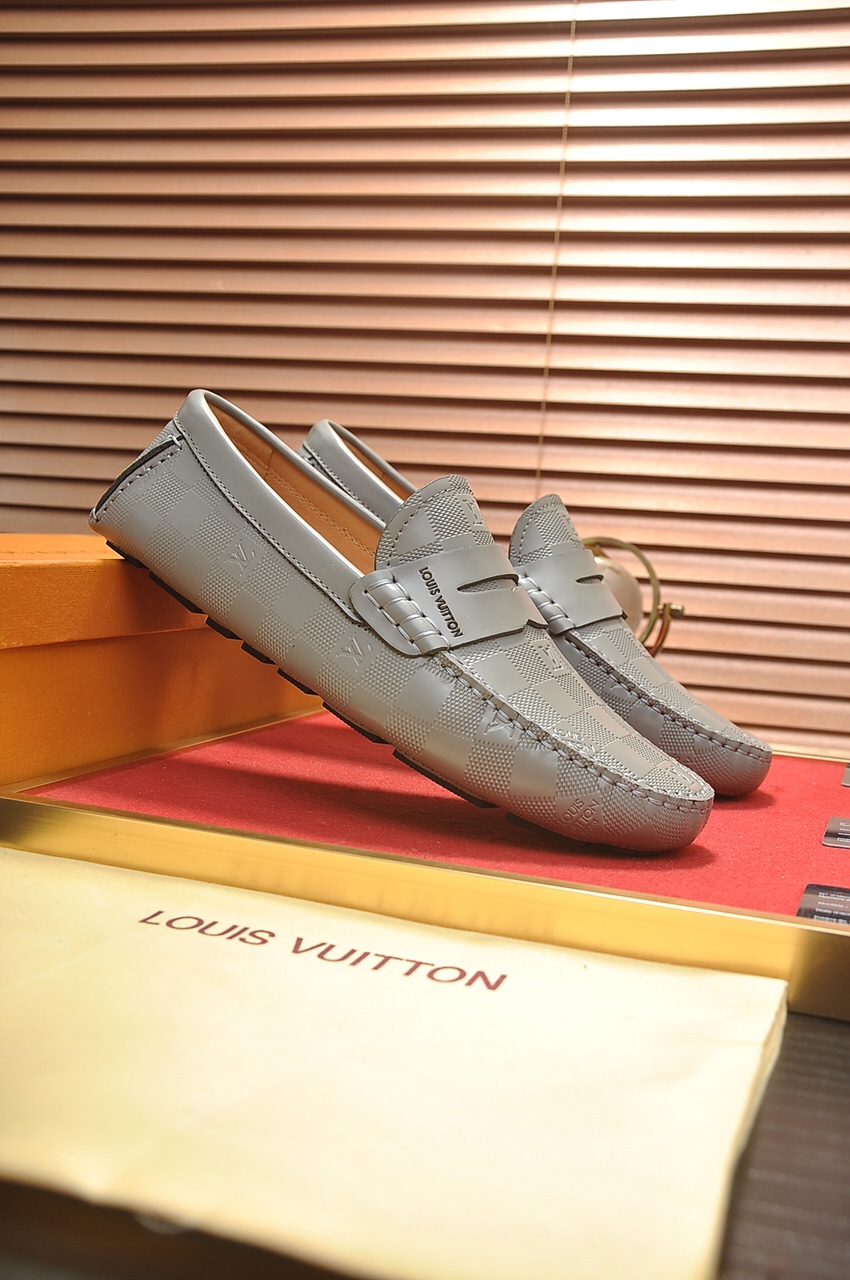 Louis Vuitton Leather Boots 34 - vstockx