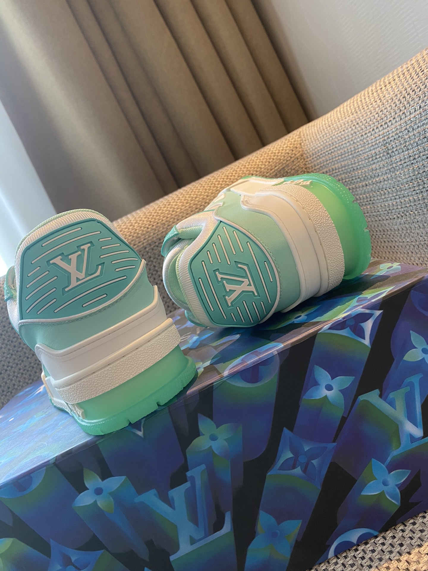 Louis Vuitton LV TRAINERS SNEAKER 9 - vstockx